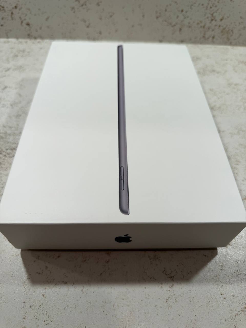 Продаём iPad в отличном состоянии, практически как новый.