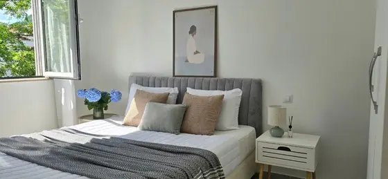 Квартира с 2 спальнями, 80 м²