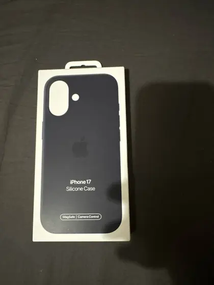 Силиконовый чехол Apple iPhone 17