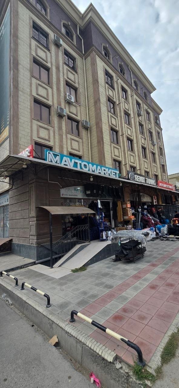 Квартира, 3 комнаты, 52 м²
