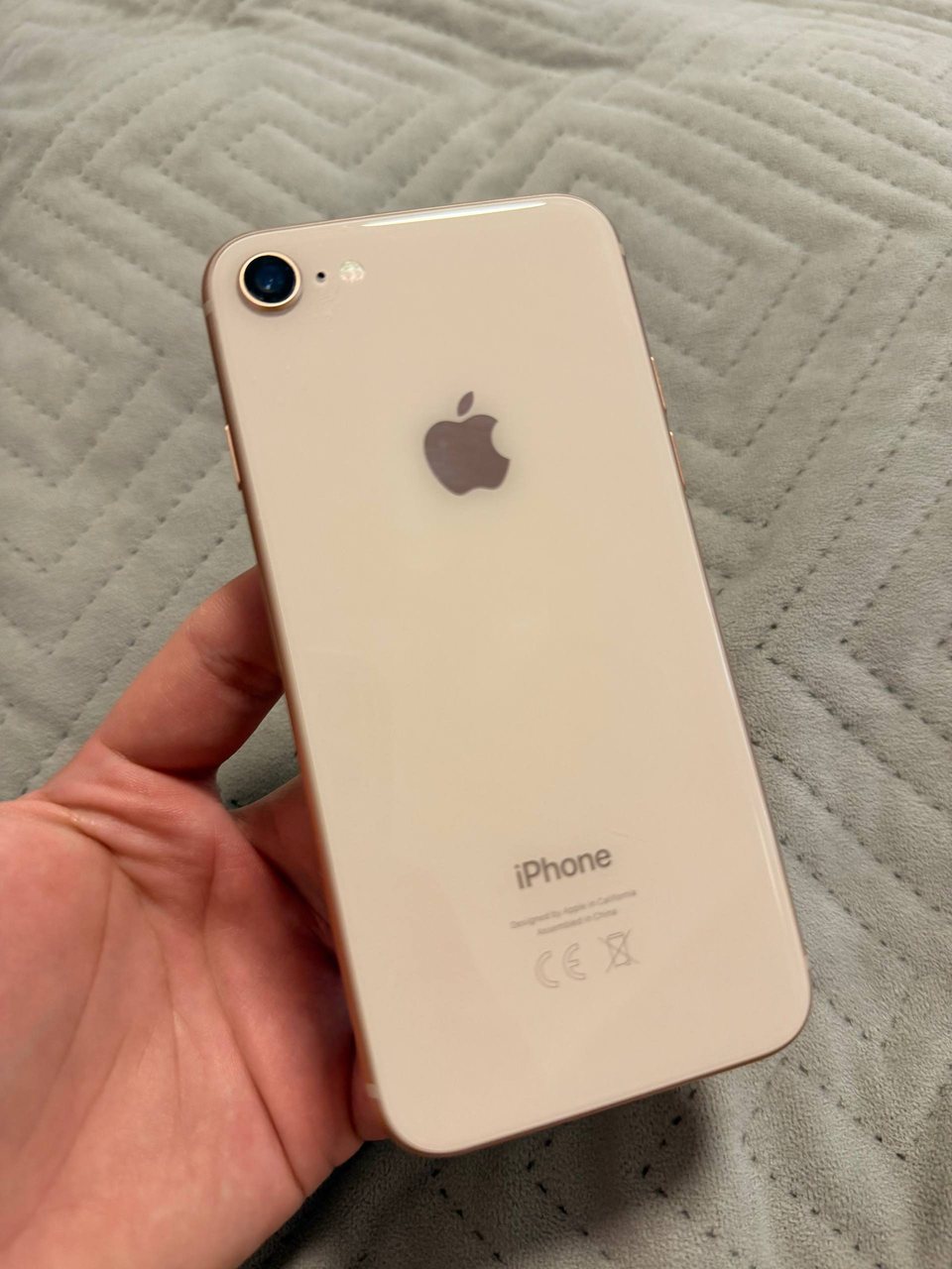 Apple iPhone 8, 64 ГБ, Rose Gold, iCloud Lock