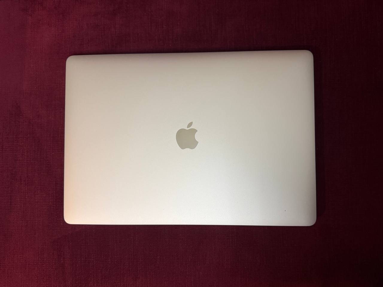 Apple MacBook Pro 15″, 2018, 32 ГБ