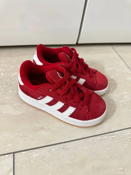 Кроссовки Adidas, размеры 27 и 35