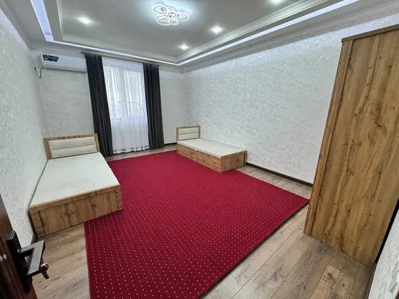Трёхкомнатная квартира, 4-й этаж