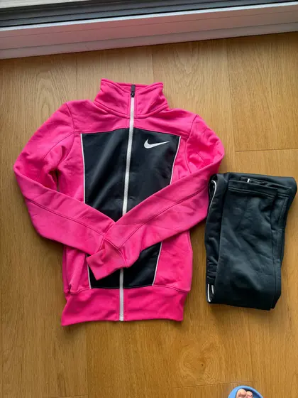 Спортивный костюм Nike, XS/S