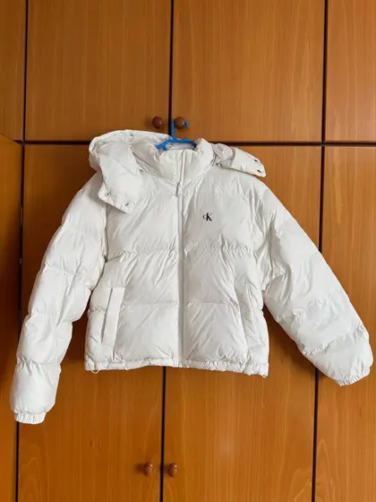 Пуховик Calvin Klein, размер S