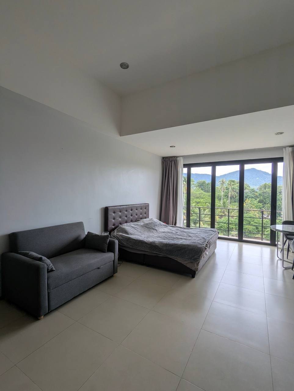 Сдается просторная студия 46 м² в Avanta Condominium, Maenam Soi 1