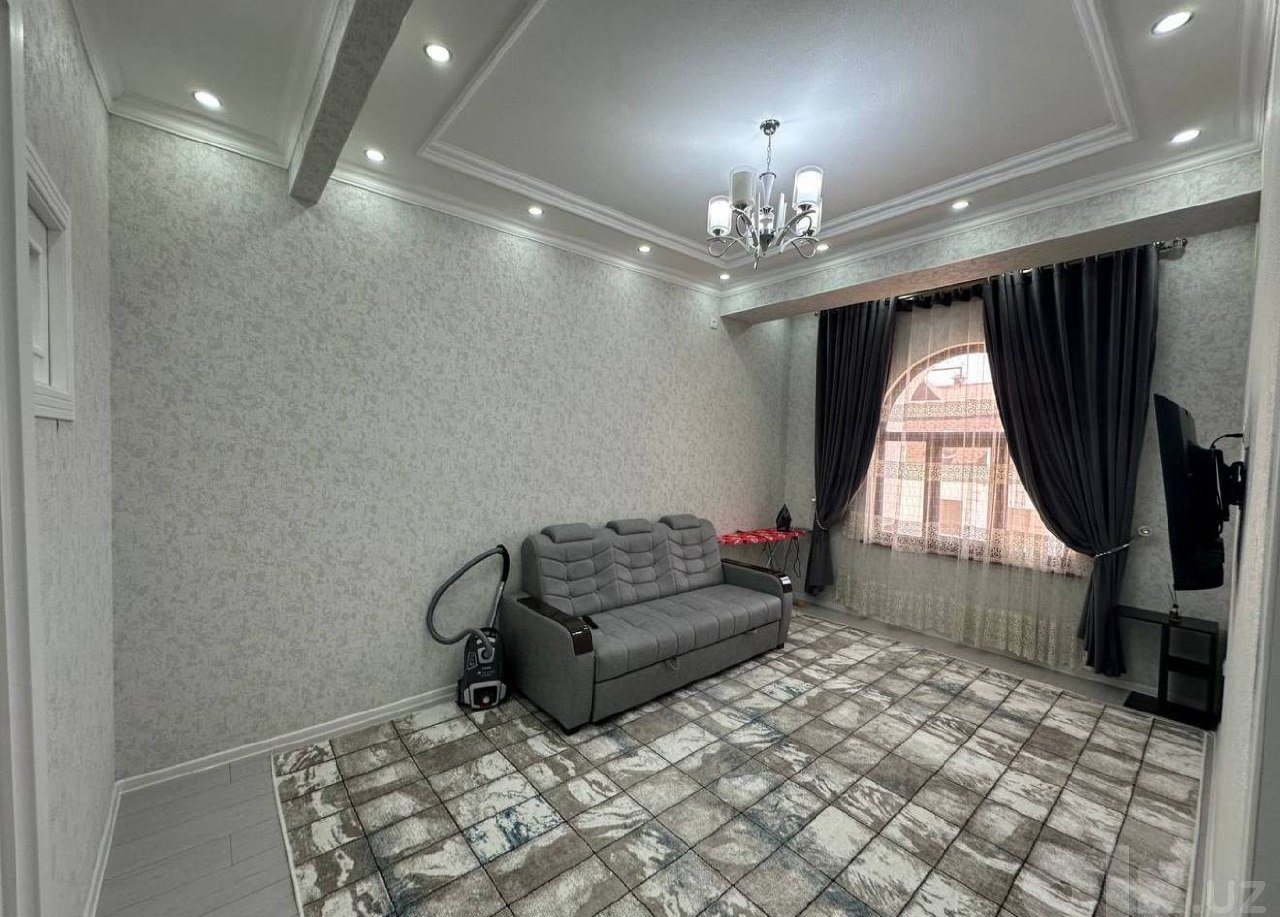 Квартира с 2 комнатами, 42 м²