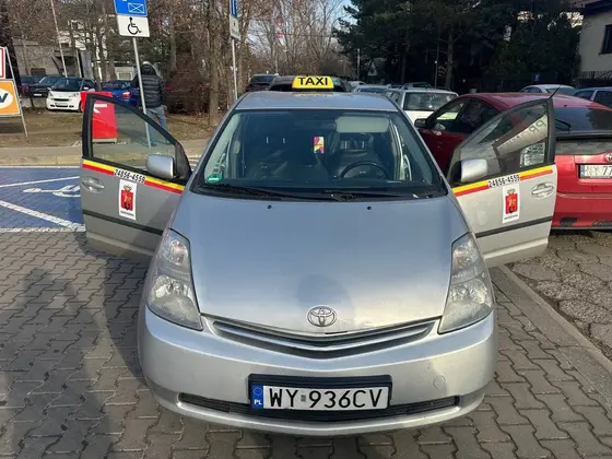 Toyota Prius 20, 2007, гибрид-газ