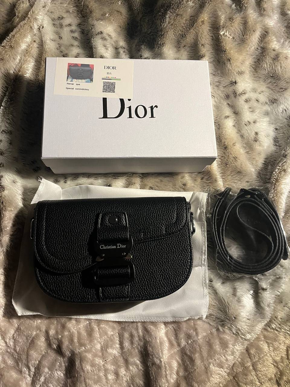 Кожаная сумка Dior, чёрная