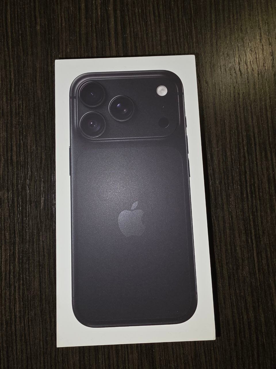 IPhone 18 Pro, 512 ГБ, чёрный