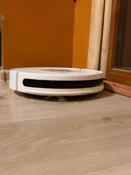Робот-пылесос Xiaomi Mi Robot Vacuum-Mop Essential