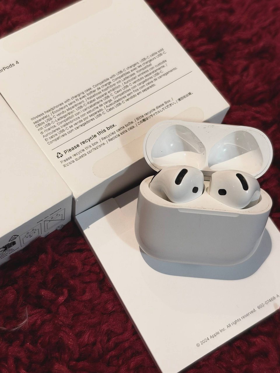 Apple AirPods 4