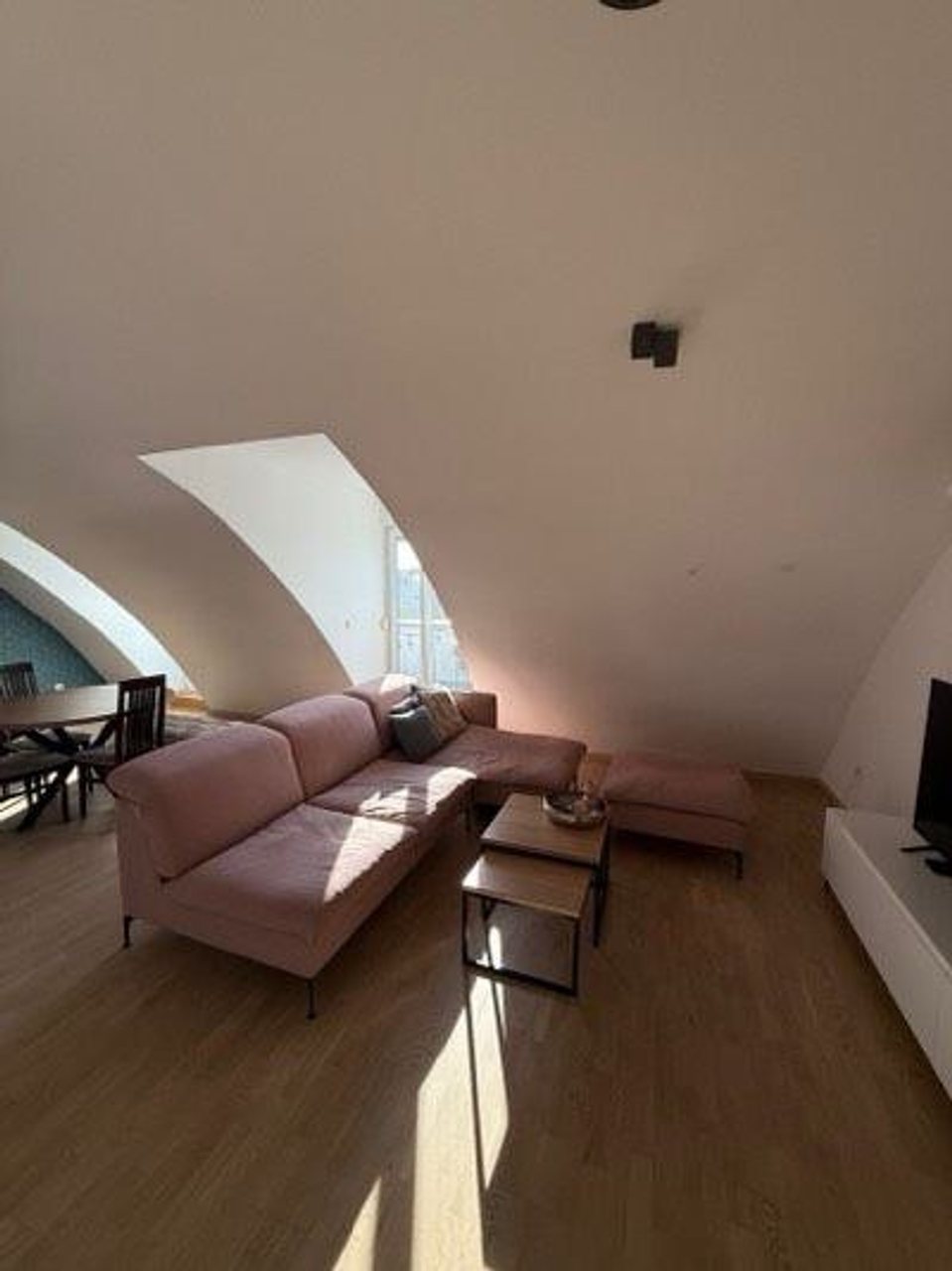 Двухкомнатная квартира, 54 м²