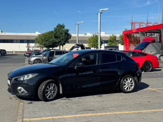 Mazda 3 2.2 дизель, 2014