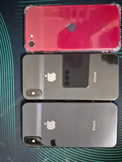 Смартфоны iPhone XS, X и SE 2, 64 ГБ