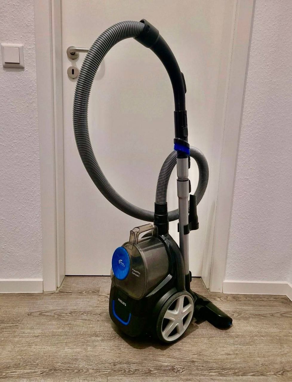 Пылесос Philips Power Cyclon 5