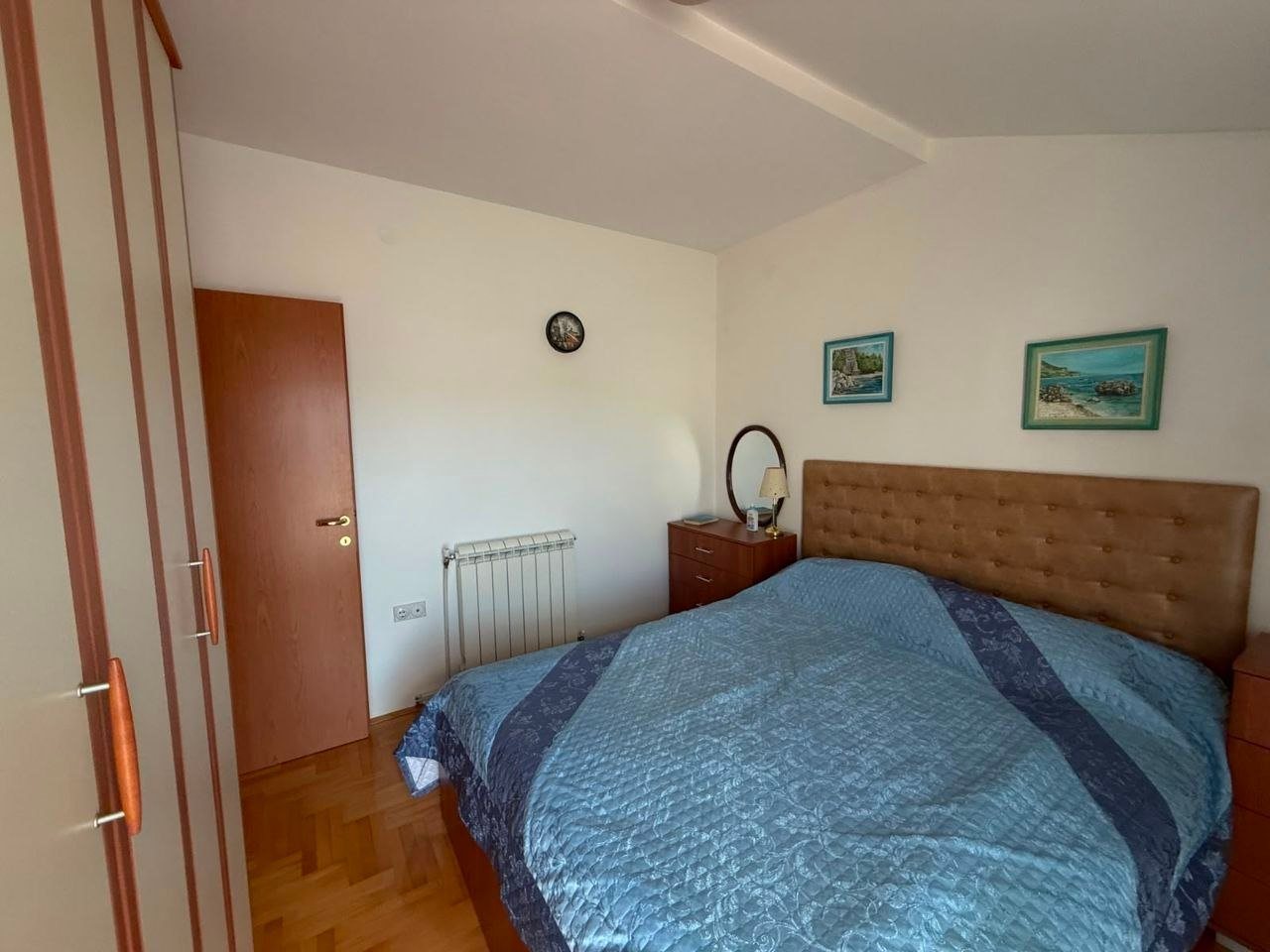 Квартира с 2 спальнями, 70 м²
