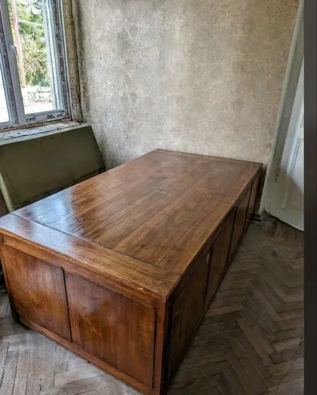 Деревянный сундук для хранения