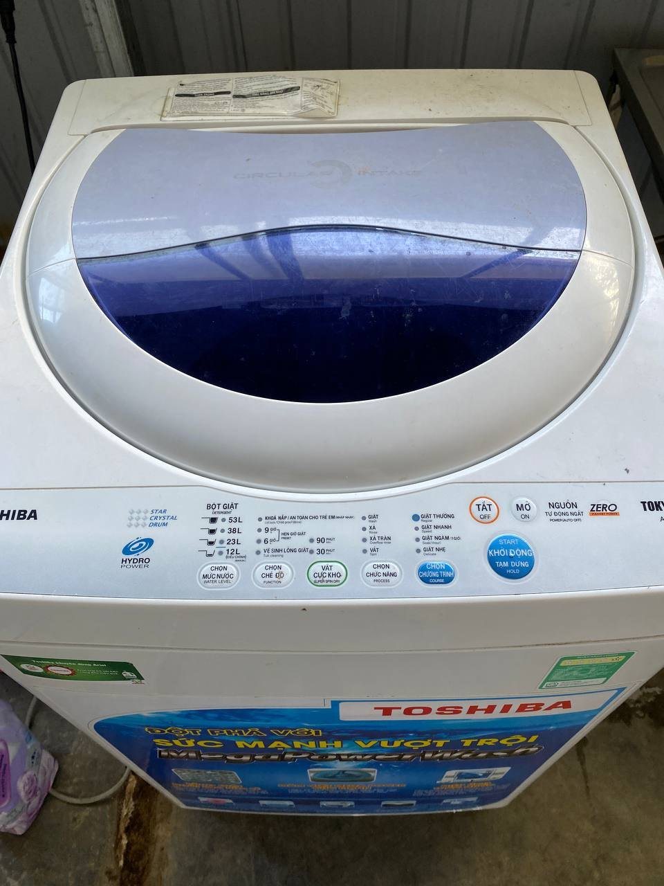 Стиральная машина Toshiba и холодильник Sanyo