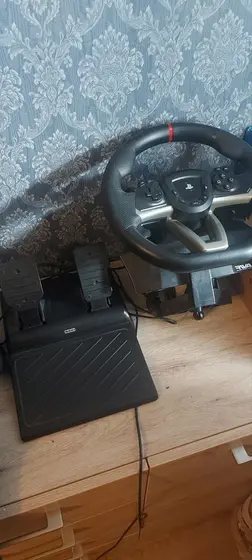 HORI Racing Wheel Apex с педалями и стойкой