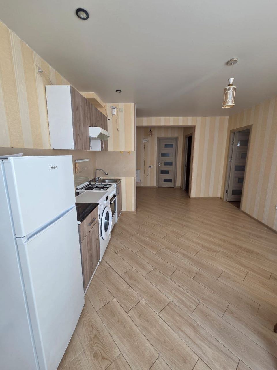 2-комнатная квартира, 60 км²