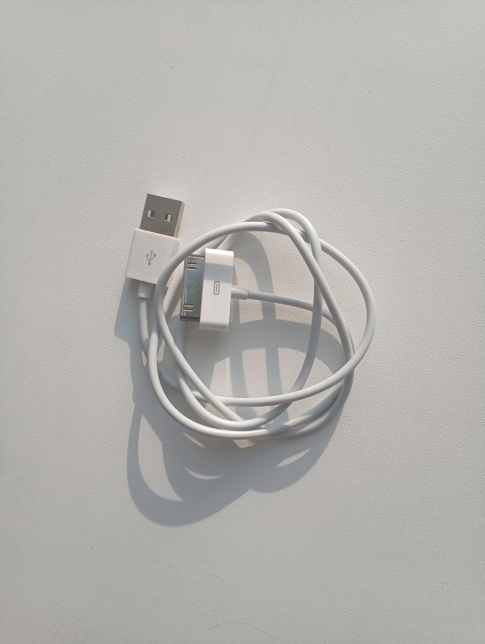 Кабель Apple для iPhone 3–4s и iPad 1–3