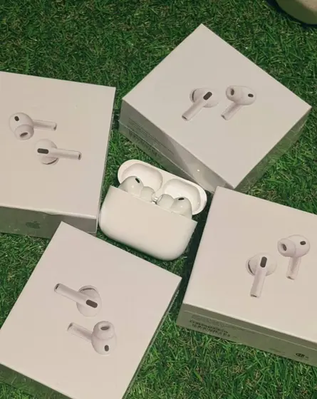 AirPods Pro 3, реплика