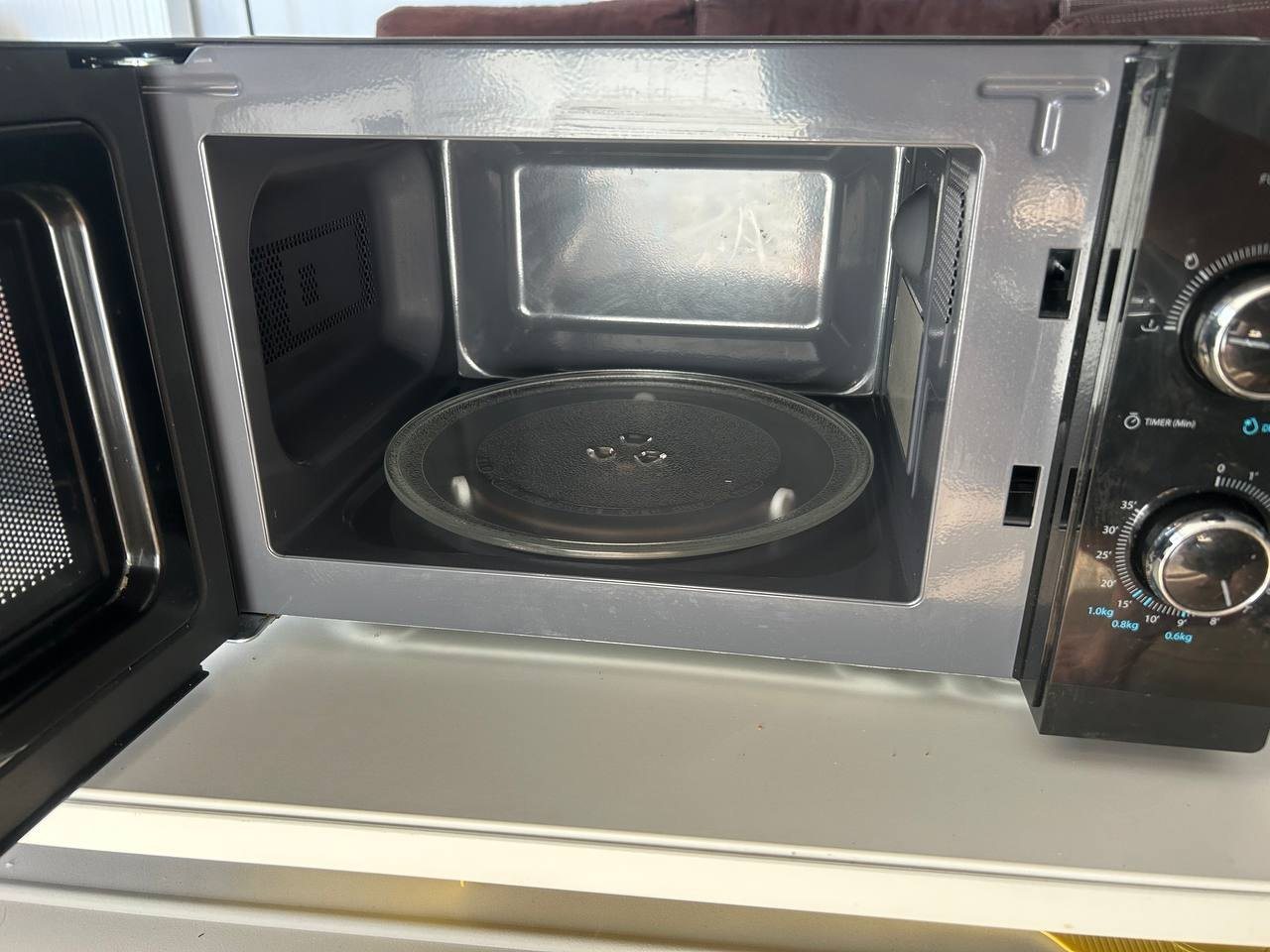 Микроволновая печь Toshiba