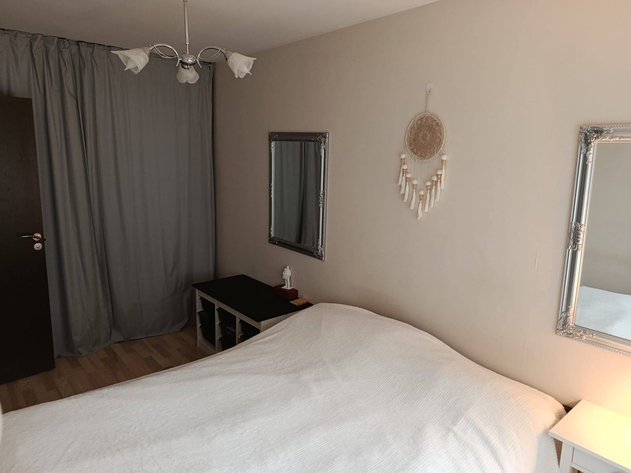 Long-term 3-room apartment for rent (minimum 1 year).