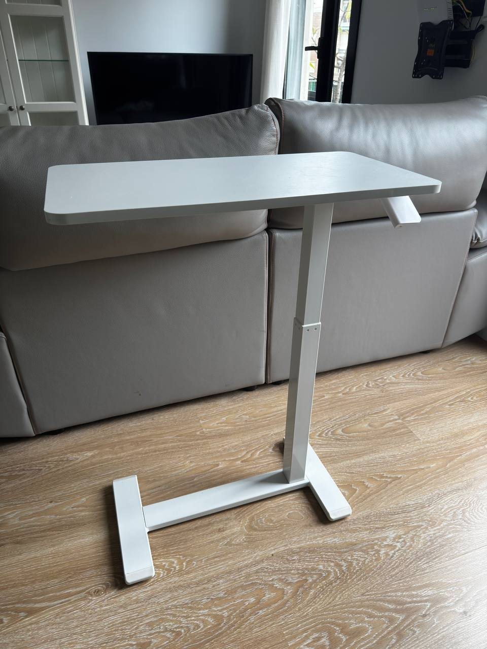 Подъёмный столик IKEA BOLLSIDAN