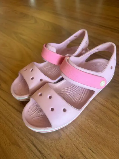 Сандалии Crocs, размеры C13 и J3