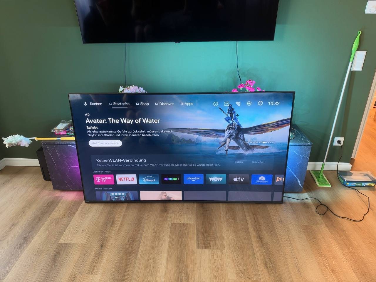 Телевизор 70 дюймов с колонкой Sony