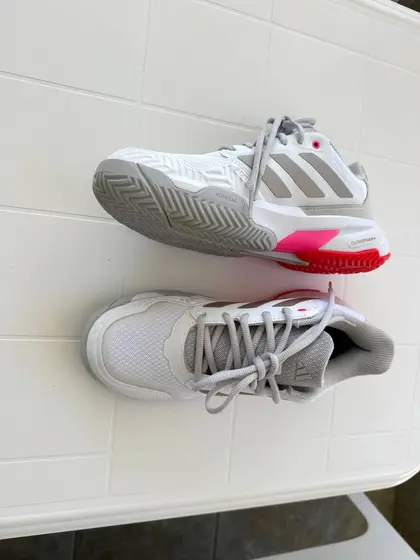 Кроссовки adidas CourtJam Control 3