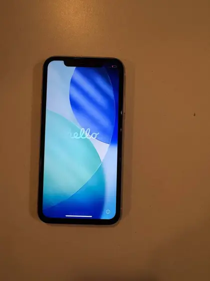 IPhone 11, 128 ГБ, белый