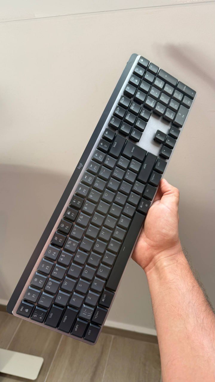 Logitech MX Mechanical Clicky, полноразмерная клавиатура