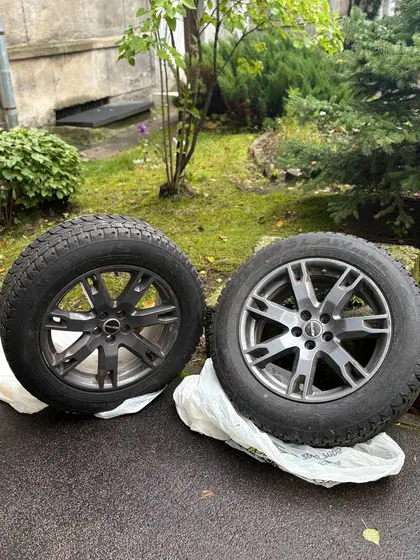 4 зимних колеса 235/60 R18 с литыми дисками