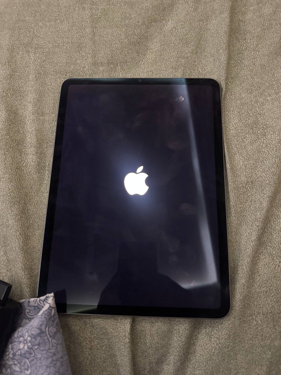 Apple iPad Pro 11″ M1, 128 ГБ с Apple Pencil