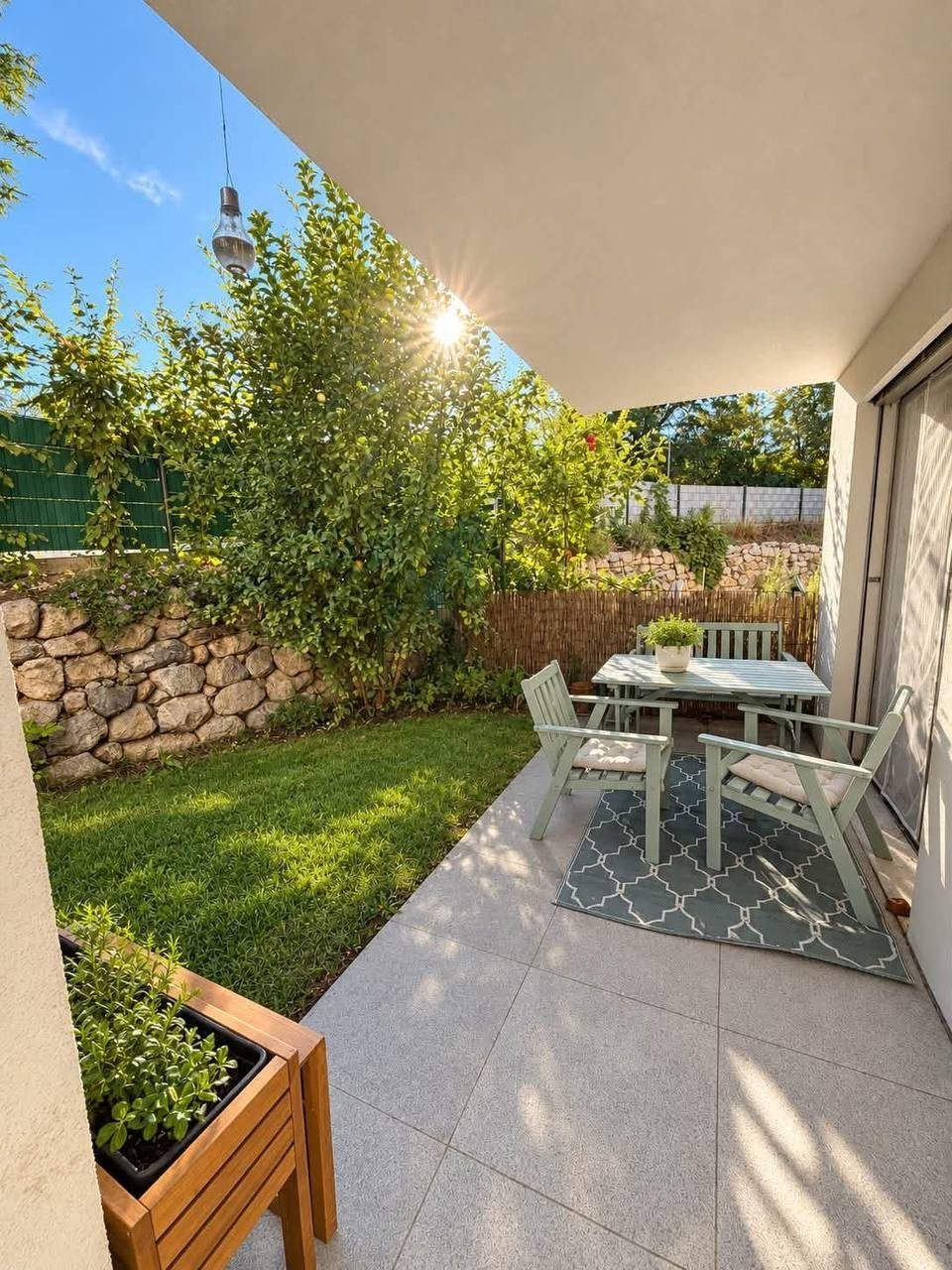 Квартира с 1 спальней и террасой, 54 м²